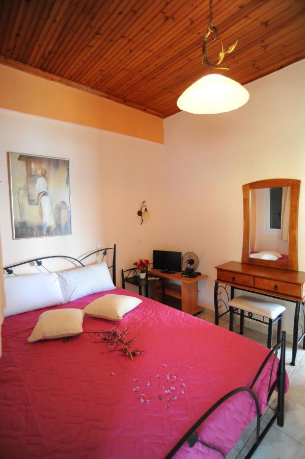 Bella Vista Aparthotel Nydri  Quarto foto